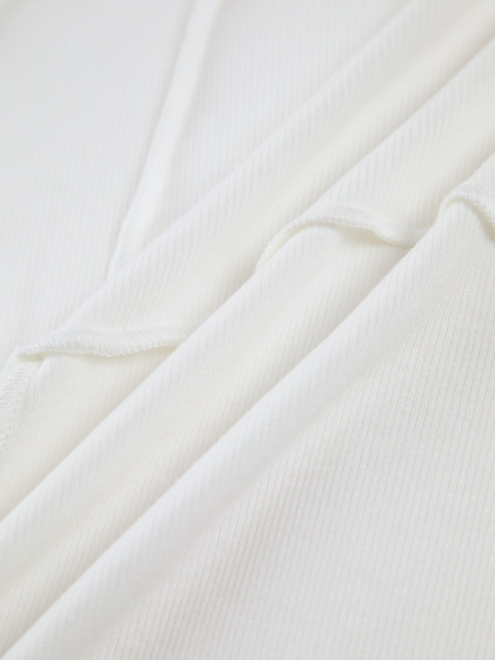 Commense Basic Piping Long Sleeve Top - Picture 4 of 4